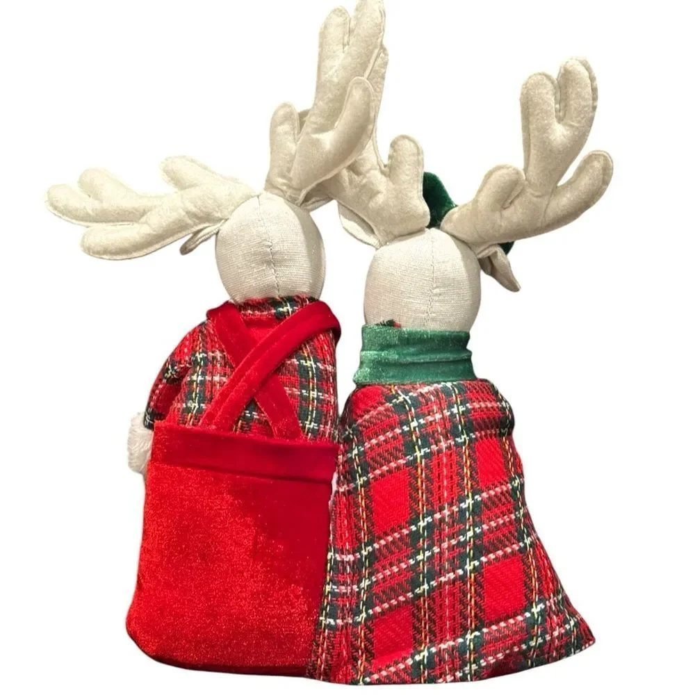 Christmas Shelf Sitter Decorative Stuffed Pair of Cute Reindeer with Wreath. - Picture 4 of 4